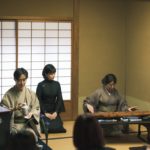 煎茶を淹れる途中に、一曲